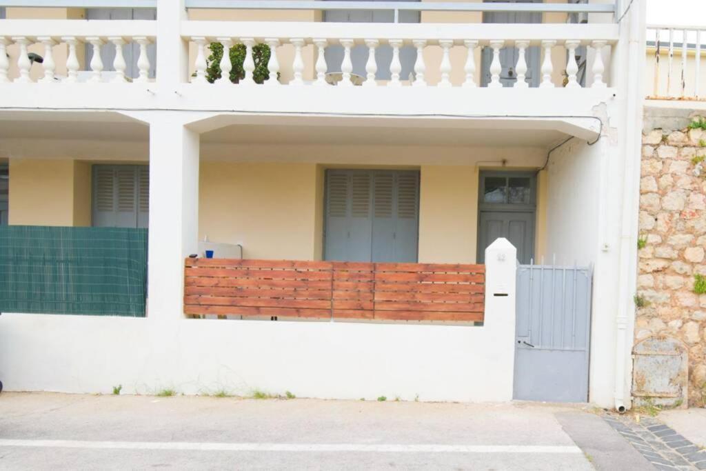 Le 92 Toulon Bas Faron Apartment ภายนอก รูปภาพ