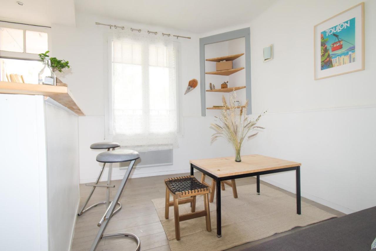Le 92 Toulon Bas Faron Apartment ภายนอก รูปภาพ
