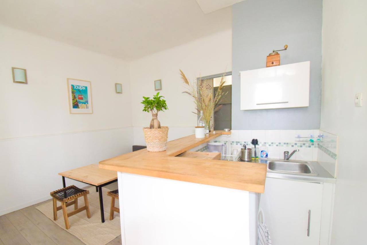 Le 92 Toulon Bas Faron Apartment ภายนอก รูปภาพ